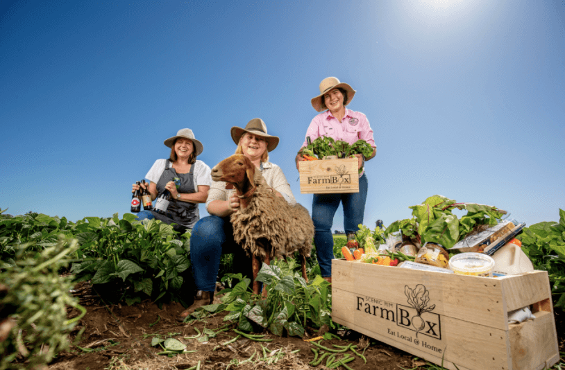 Scenic Rim farmers and farm box