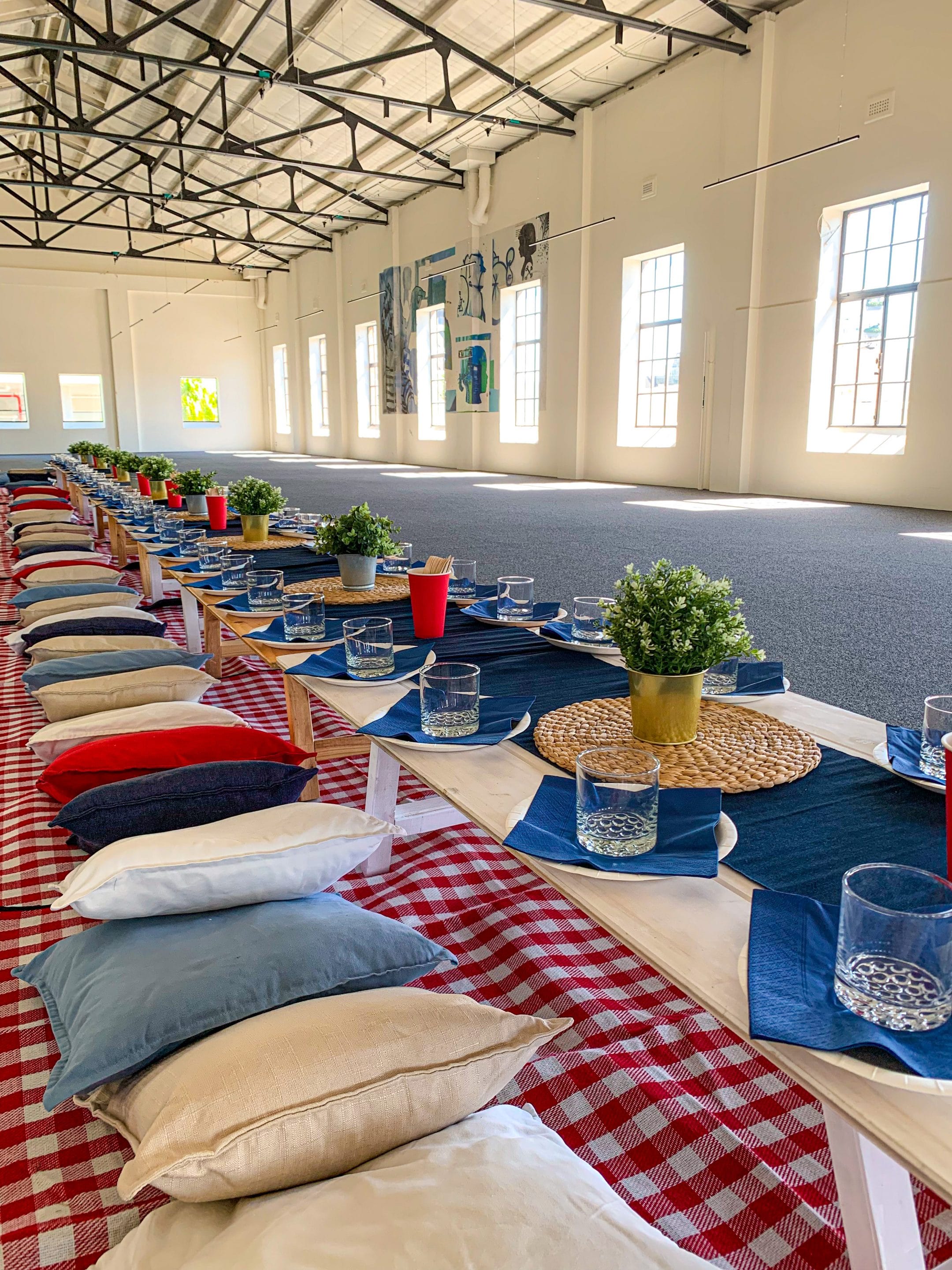 Traditional picnic package