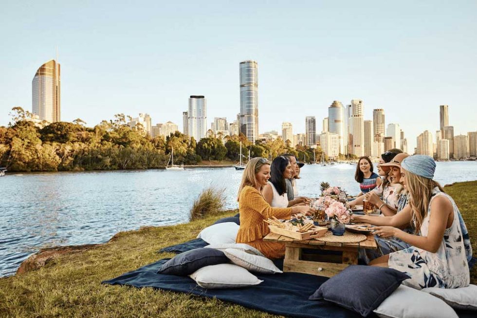 Brisbane Cbd Picnic Set Up Areas Lady Brisbane Brisbane Picnics And News