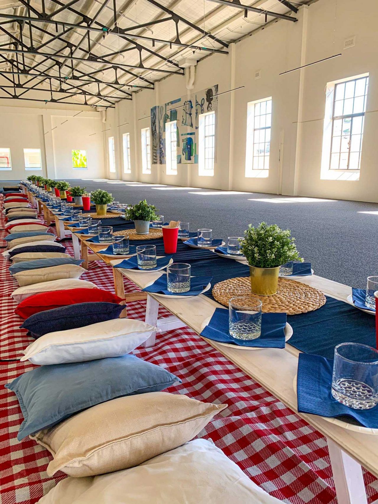 Traditional picnic package Lady Brisbane Brisbane Picnics and News